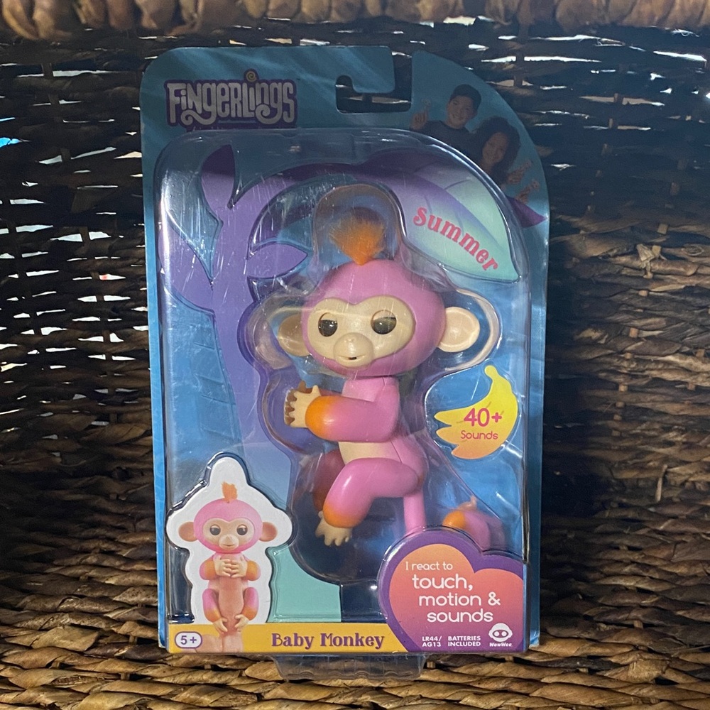 Fingerlings Baby Monkey- Pink & Orange